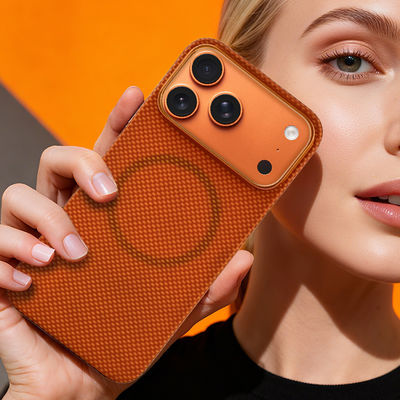 Премиальный чехол для мобильного телефона из арамидного углеродного волокна с металлической рамкой для iPhone 17 Pro Max